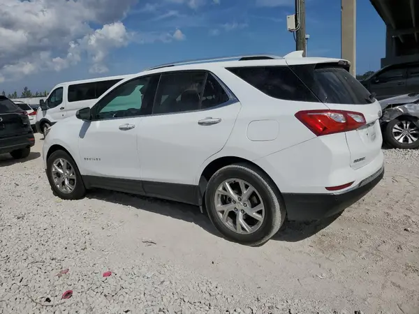 2GNAXNEV5L6171041 2020 CHEVROLET EQUINOX - Image 2