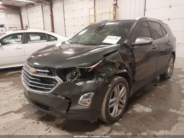 2GNAXNEV6K6179602 2019 CHEVROLET EQUINOX - Image 2