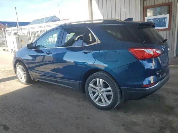 2GNAXNEV6L6173946 2020 CHEVROLET EQUINOX - Image 2