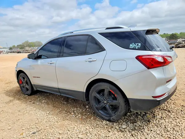 2GNAXNEV6L6176717 2020 CHEVROLET EQUINOX - Image 2