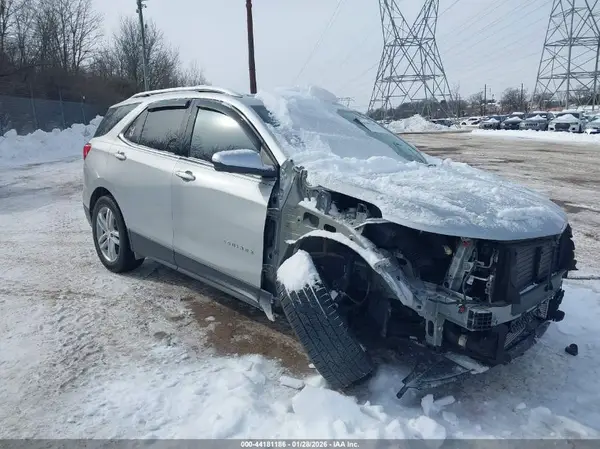 2GNAXNEV6L6188673 2020 CHEVROLET EQUINOX - Image 1