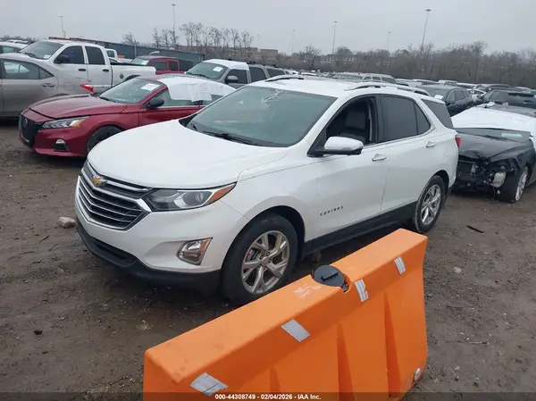 2GNAXNEV8K6135536 2019 CHEVROLET EQUINOX - Image 2