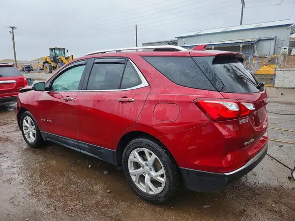 2GNAXNEV8L6165976 2020 CHEVROLET EQUINOX - Image 2