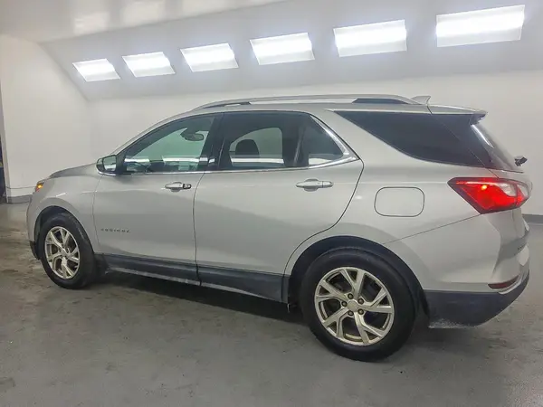 2GNAXNEV9K6160011 2019 CHEVROLET EQUINOX - Image 2