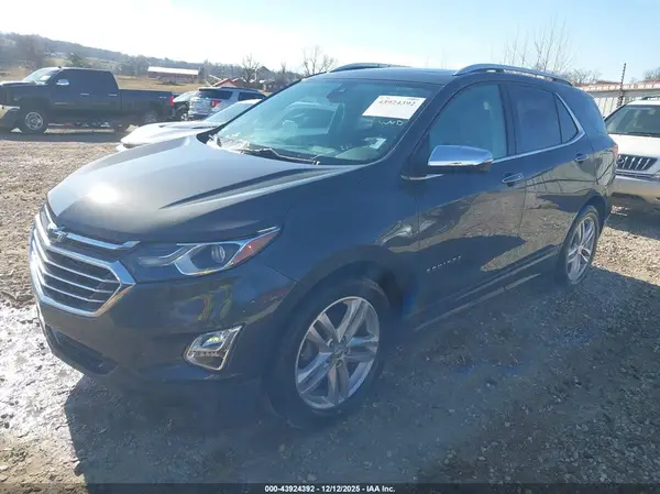2GNAXNEV9K6256334 2019 CHEVROLET EQUINOX - Image 2