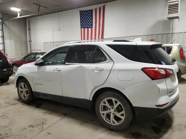 2GNAXNEV9L6123588 2020 CHEVROLET EQUINOX - Image 2