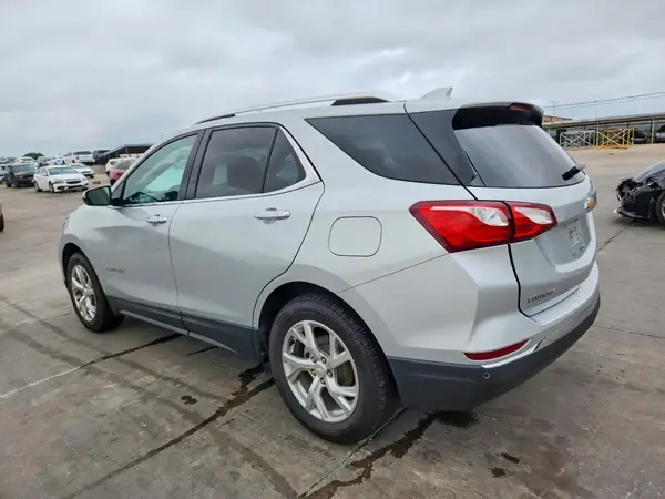 2GNAXNEVXK6261753 2019 CHEVROLET EQUINOX - Image 2