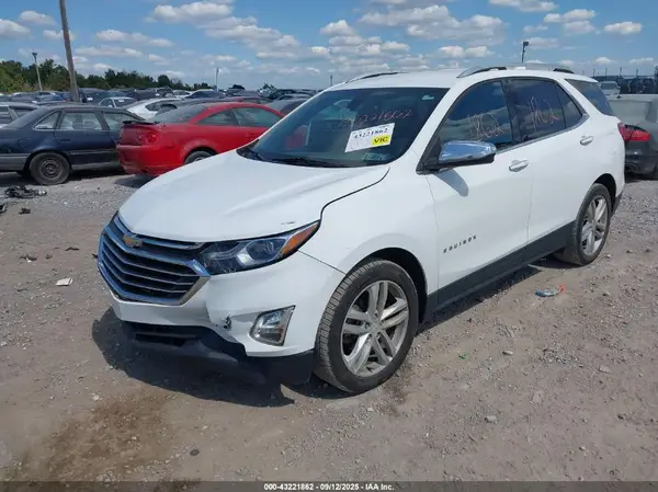2GNAXNEX2J6318821 2018 CHEVROLET EQUINOX - Image 2