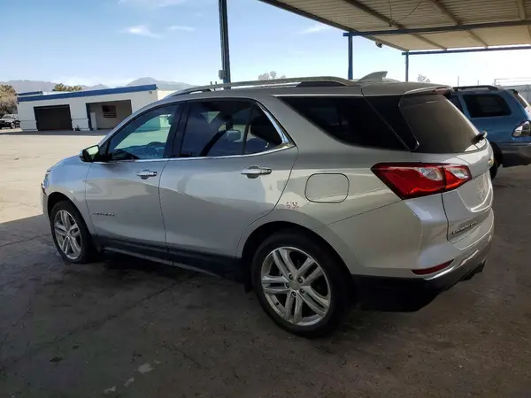 2GNAXPEX0L6213628 2020 CHEVROLET EQUINOX - Image 2