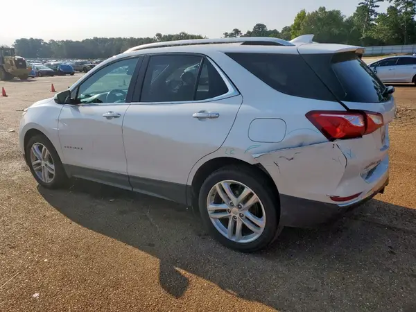 2GNAXPEX2K6155911 2019 CHEVROLET EQUINOX - Image 2