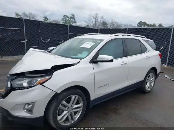 2GNAXPEX2K6211278 2019 CHEVROLET EQUINOX - Image 2