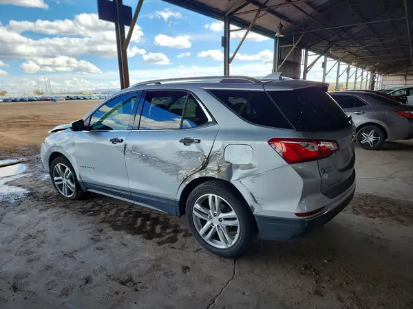 2GNAXPEX2K6262599 2019 CHEVROLET EQUINOX - Image 2