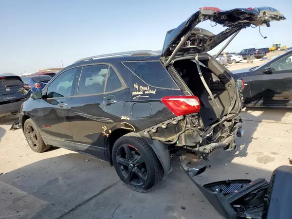 2GNAXPEX3L6111711 2020 CHEVROLET EQUINOX - Image 2