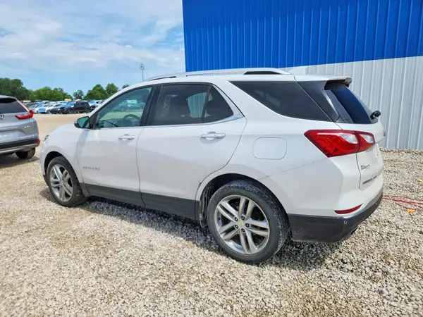 2GNAXPEX5K6215695 2019 CHEVROLET EQUINOX - Image 2