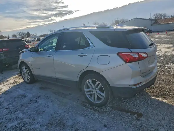 2GNAXPEX6K6122734 2019 CHEVROLET EQUINOX - Image 2