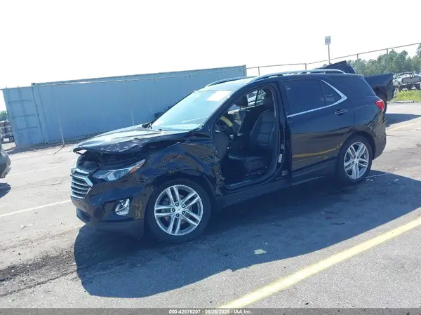 2GNAXPEX6L6176620 2020 CHEVROLET EQUINOX - Image 2