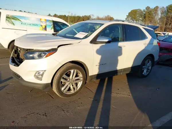 2GNAXPEX8K6222219 2019 CHEVROLET EQUINOX - Image 2