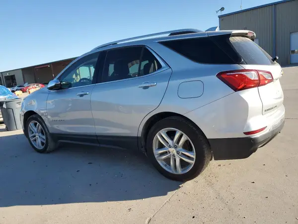 2GNAXPEX8K6252272 2019 CHEVROLET EQUINOX - Image 2