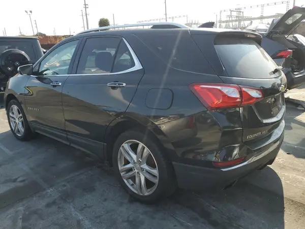 2GNAXPEX8K6290438 2019 CHEVROLET EQUINOX - Image 2
