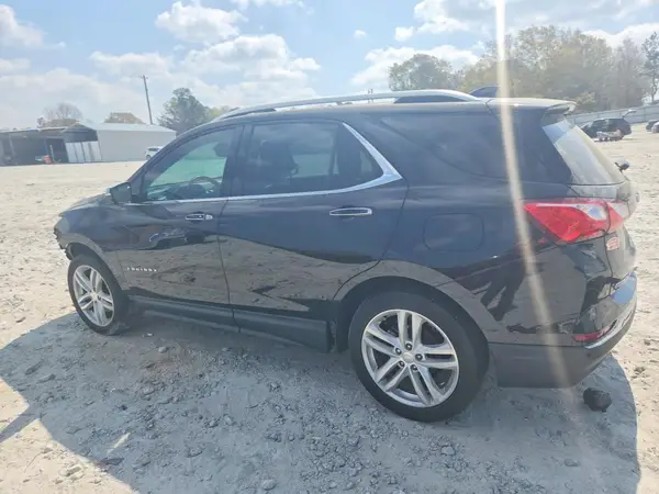 2GNAXPEX8L6126883 2020 CHEVROLET EQUINOX - Image 2