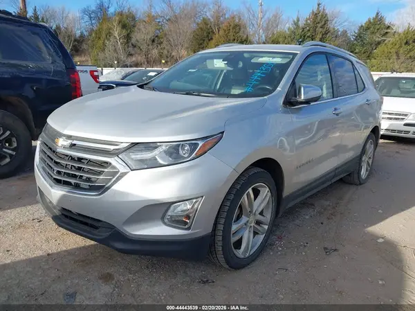 2GNAXPEX9K6129886 2019 CHEVROLET EQUINOX - Image 2