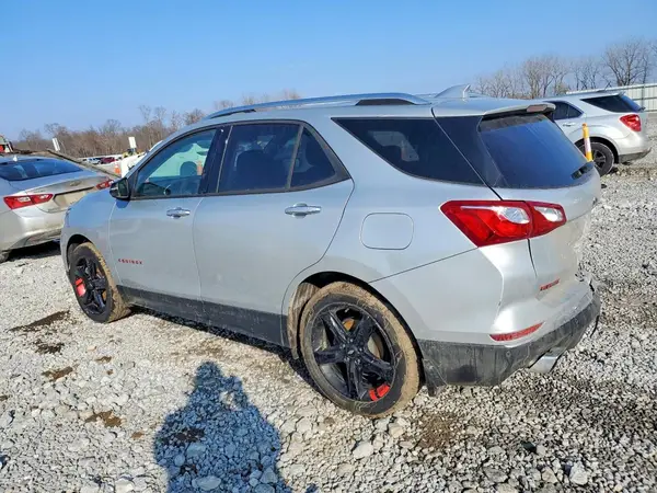 2GNAXPEX9L6141134 2020 CHEVROLET EQUINOX - Image 2