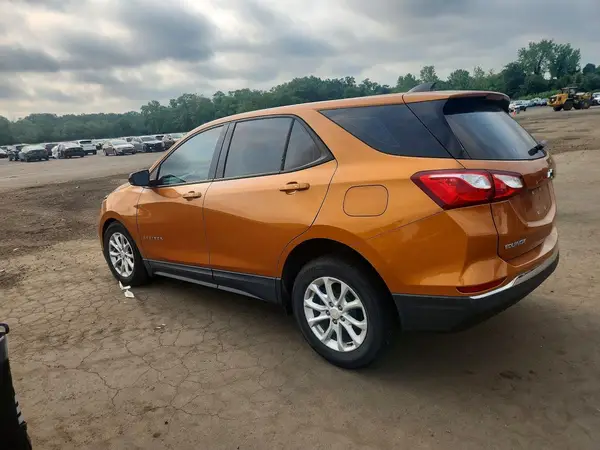 2GNAXREV0J6126285 2018 CHEVROLET EQUINOX - Image 2