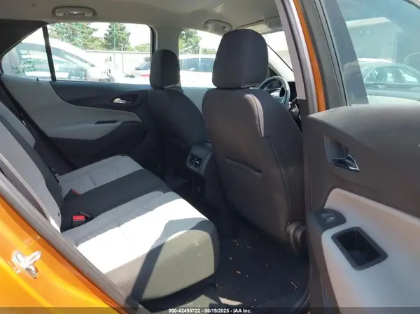 2GNAXREV0J6128442 2018 CHEVROLET EQUINOX - Image 8