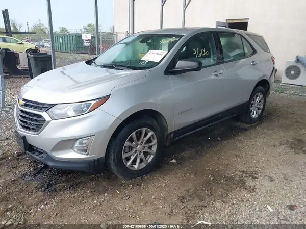 2GNAXREV0J6154927 2018 CHEVROLET EQUINOX - Image 2