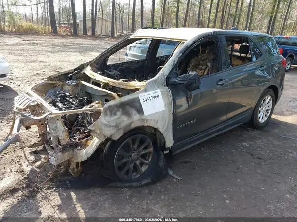 2GNAXREV0J6310089 2018 CHEVROLET EQUINOX - Image 2