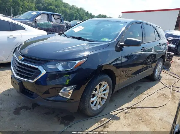 2GNAXREV1J6196474 2018 CHEVROLET EQUINOX - Image 2