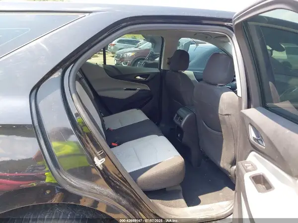 2GNAXREV1J6196474 2018 CHEVROLET EQUINOX - Image 8
