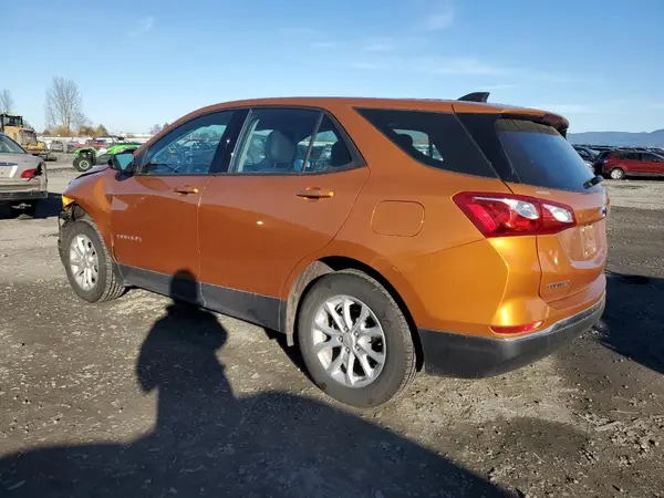 2GNAXREV1J6229800 2018 CHEVROLET EQUINOX - Image 2