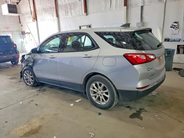 2GNAXREV2J6139197 2018 CHEVROLET EQUINOX - Image 2