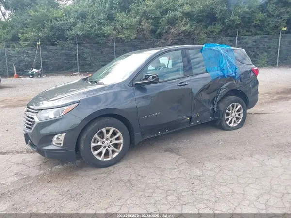 2GNAXREV2J6177058 2018 CHEVROLET EQUINOX - Image 2
