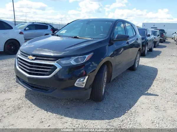 2GNAXREV2J6183040 2018 CHEVROLET EQUINOX - Image 2