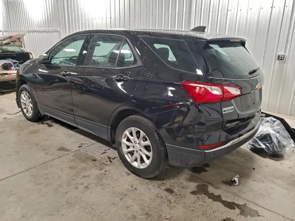 2GNAXREV2J6208521 2018 CHEVROLET EQUINOX - Image 2