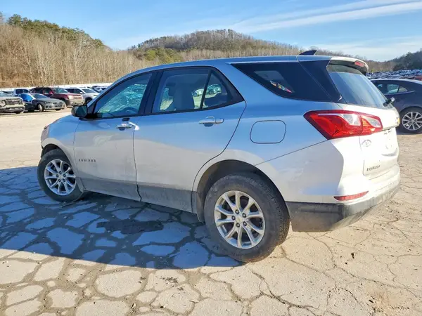 2GNAXREV3J6138480 2018 CHEVROLET EQUINOX - Image 2