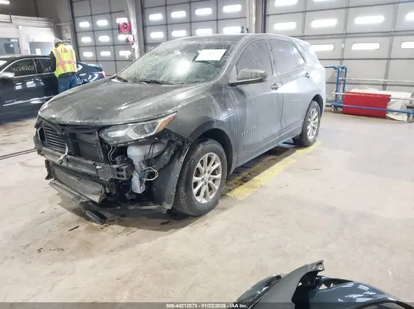 2GNAXREV3J6153481 2018 CHEVROLET EQUINOX - Image 2