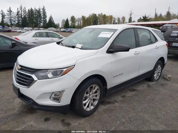 2GNAXREV3J6184715 2018 CHEVROLET EQUINOX - Image 2