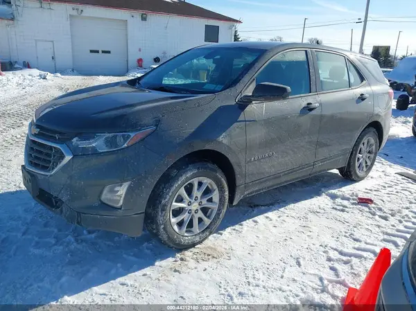 2GNAXREV3J6236229 2018 CHEVROLET EQUINOX - Image 2