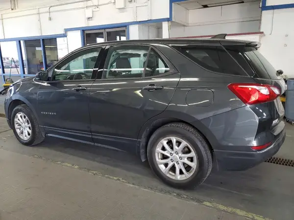 2GNAXREV3J6238739 2018 CHEVROLET EQUINOX - Image 2