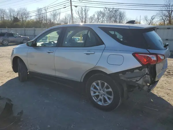 2GNAXREV3J6307610 2018 CHEVROLET EQUINOX - Image 2