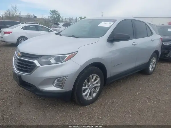 2GNAXREV3J6309759 2018 CHEVROLET EQUINOX - Image 2
