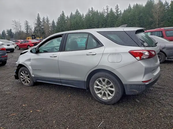 2GNAXREV3J6346262 2018 CHEVROLET EQUINOX - Image 2