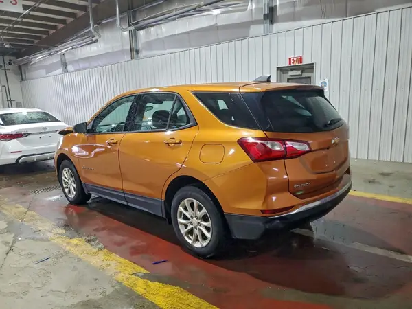 2GNAXREV4J6129321 2018 CHEVROLET EQUINOX - Image 2