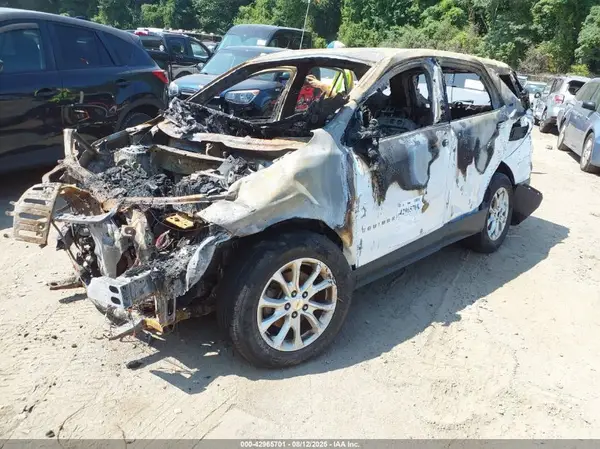 2GNAXREV4J6159810 2018 CHEVROLET EQUINOX - Image 2