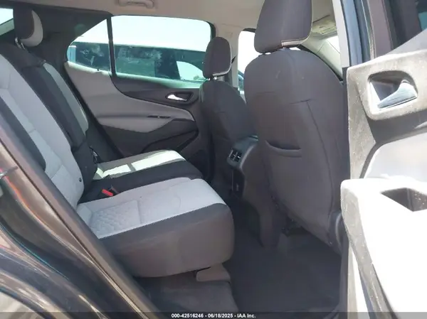 2GNAXREV4J6206446 2018 CHEVROLET EQUINOX - Image 8