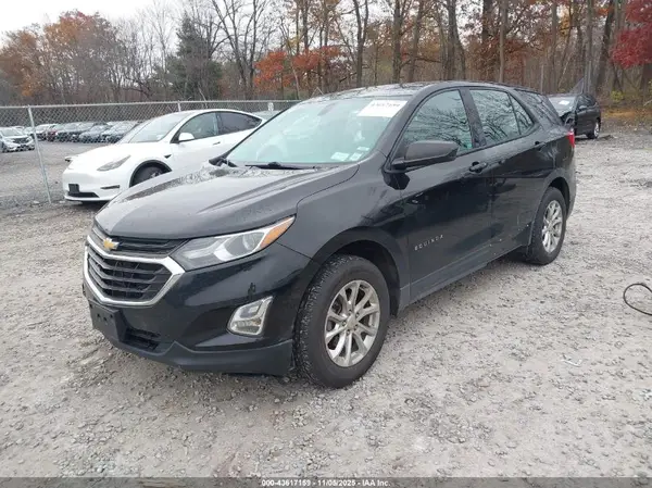 2GNAXREV4J6217687 2018 CHEVROLET EQUINOX - Image 2