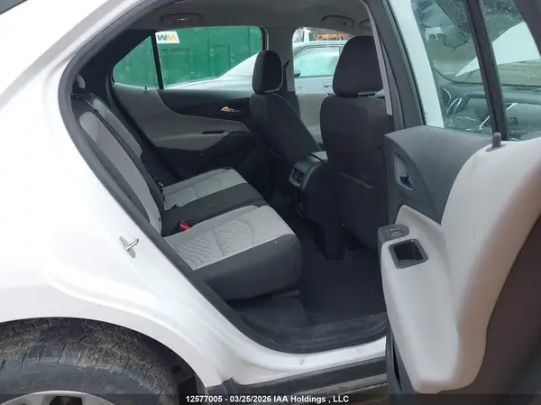2GNAXREV4J6258269 2018 CHEVROLET EQUINOX - Image 8